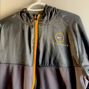 Men’s XXL Nike Live Strong Dri-Fit Jacket.